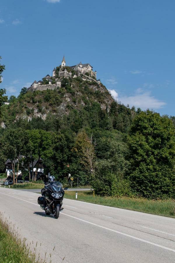 Ferienwohnungen Panorama Harrys Bike Tours Villach Exteriör bild